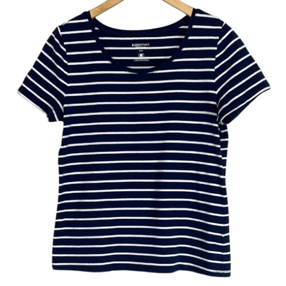 Reitmans R Essentials Striped Scoop Neck Short Sleeve T-Shirt Navy Blue White M - Picture 2 of 11